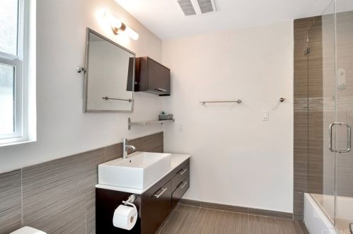 3634 Royal Woods Dr, Van Nuys CA  91403-4214 exterior