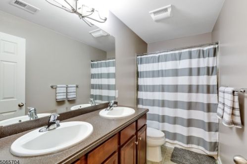 13 Dalton Rd, Hackettstown NJ  07840-4690 exterior