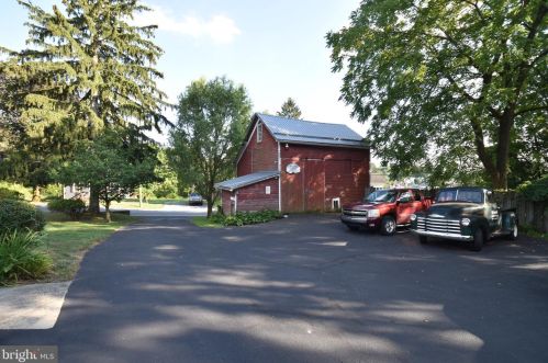 701 Rutt Rd, Bangor PA 18013-9602 exterior