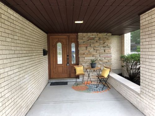 1009 Gramercy Ln, Addison, IL 60101-2141