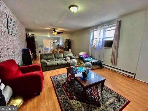 812 Mckean St, Philadelphia PA  19148-2342 exterior