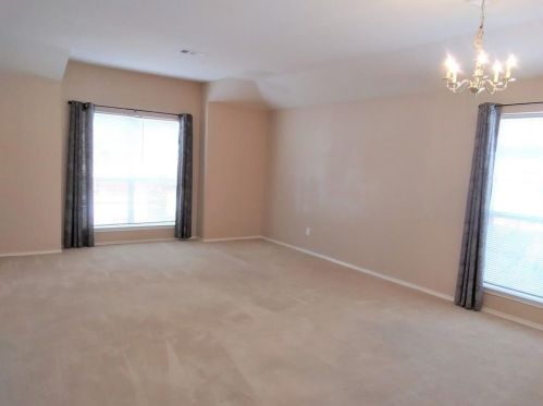 416 Windy Hill Ln, Fort Worth, TX 76108-4417