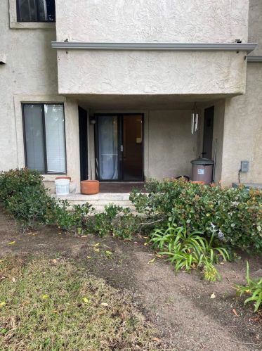 930 Lupine Hills Dr, Vista, CA 92081-5304