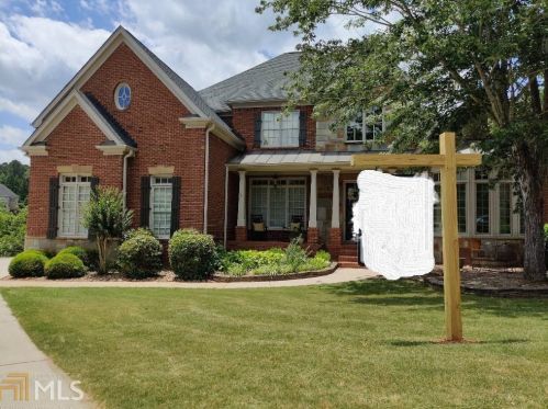652 Pathview Ct, Dacula, GA 30019-7846