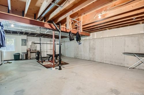 7084 Appleton Cir, Englewood CO 80112-1171 exterior