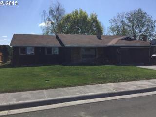 825 Division Ave, Hermiston, OR 97838-2227
