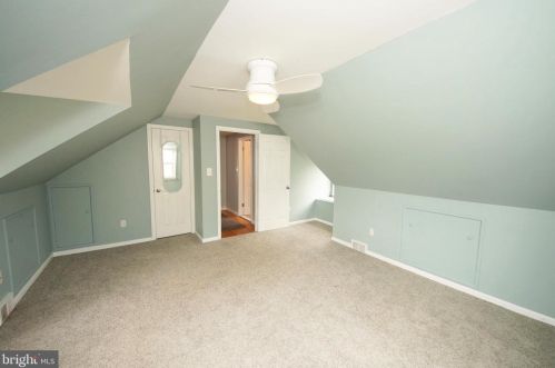 41 Holt Cir, Trenton NJ  08619-1605 exterior