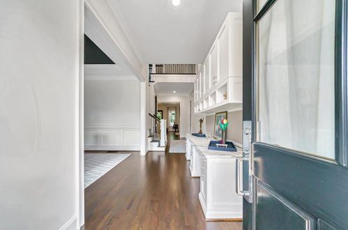 5380 High Point Mnr, Atlanta GA  30342-2000 exterior