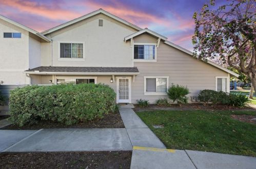 4249 Arcata Bay Way, Oceanside, CA 92058-6911
