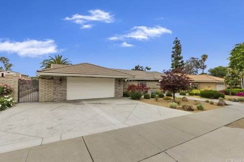 1295 Country Club Dr, Riverside, CA 92506-3614