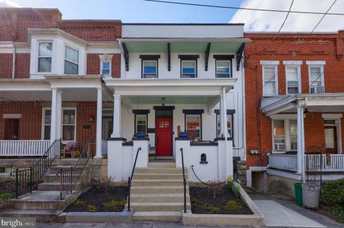 620 Pine St, Lancaster PA  17603-2824 exterior