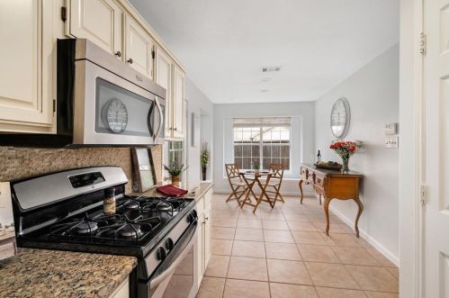 2117 Carnation Ct, Garland TX 75040-2805 exterior