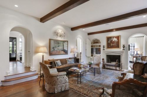 81 Lakeview Ave, Atlanta GA  30305-3779 exterior