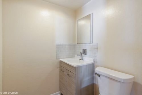 7137 Niles Ave, Niles IL  60714-2121 exterior