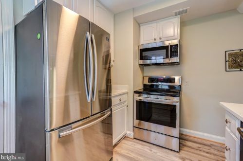 7310 Trescott Ave, Silver Spring MD 20912-6443 exterior