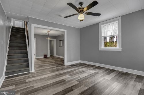 7 Plum St, Lancaster, PA 17602-2918