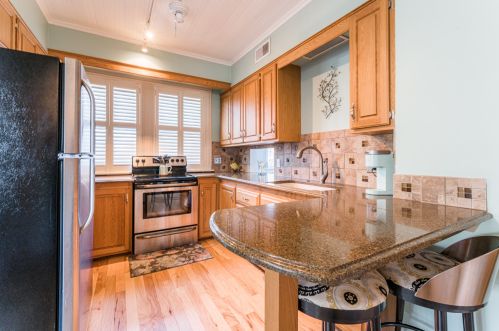 109 Alma St, Sycamore IL  60178-1624 exterior