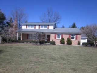 2607 Pinewood Rd, Lancaster, PA 17601-4866