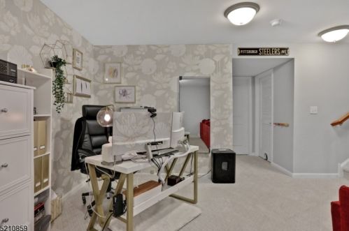 87 Thomastown Rd, Dover NJ 07803-3019 exterior