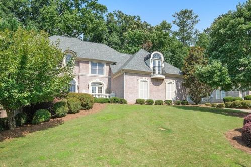 3900 Glen Park Dr, Lithonia, GA 30038-3694