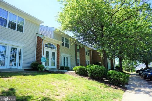 15629 Horseshoe Ln, Woodbridge, VA 22191-4129