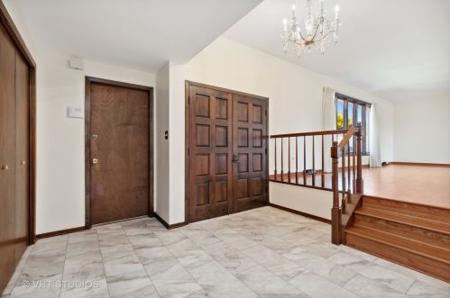 3301 Knollwood Ln, Homewood, IL 60430-2709
