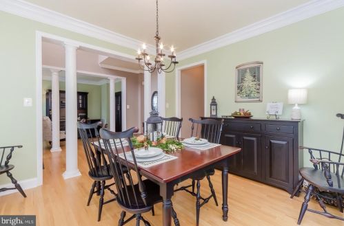 169 Colonial Dr, Charles Town WV 25414-4920 exterior