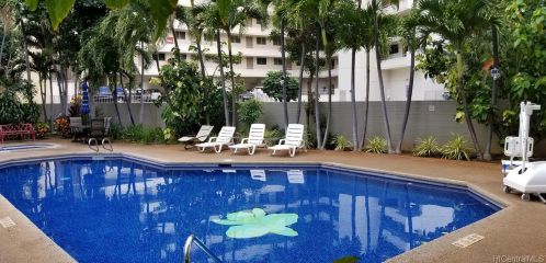1700 Ala Moana Blvd, Honolulu HI  96815-1415 exterior