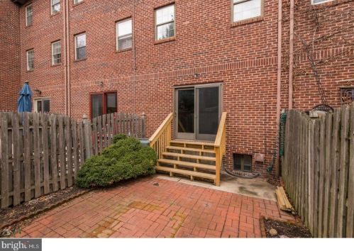 778 Front St, Philadelphia PA 19147-3502 exterior