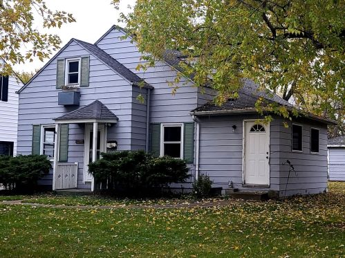 11467 Whipple St, Chicago, IL 60803-6604
