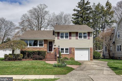 1937 Prospect Ridge Blvd, Haddon Heights, NJ 08035-1024