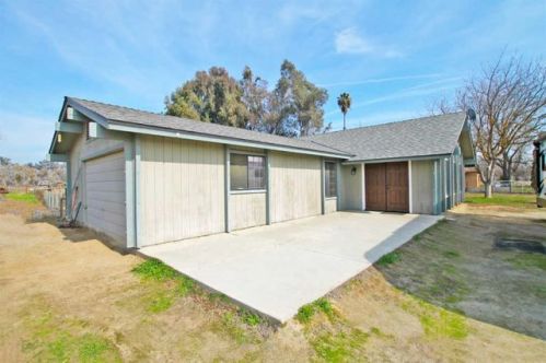 21360 Fargo Ave, Lemoore, CA 93245-9661
