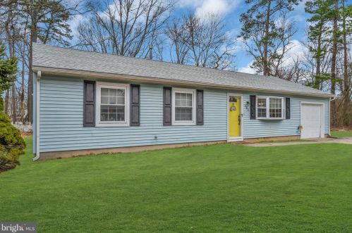 262 Phillips Ave, Browns Mills, NJ 08015-1961