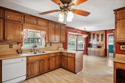 30 Country Rds Dr, Stockbridge GA  30281-1342 exterior