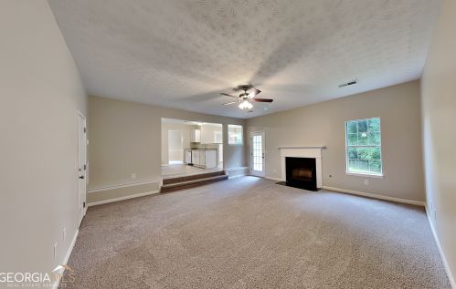 11032 Pebble Ridge Dr, Hampton, GA 30228-6140