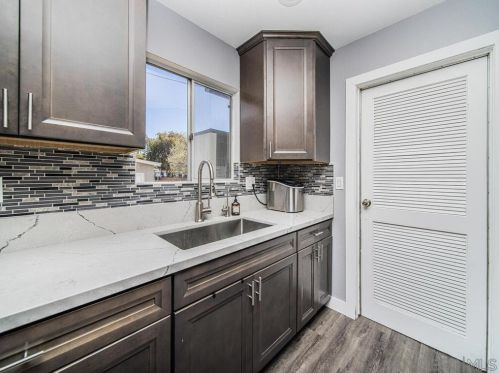 3998 Marvin St, Oceanside, CA 92056-3331