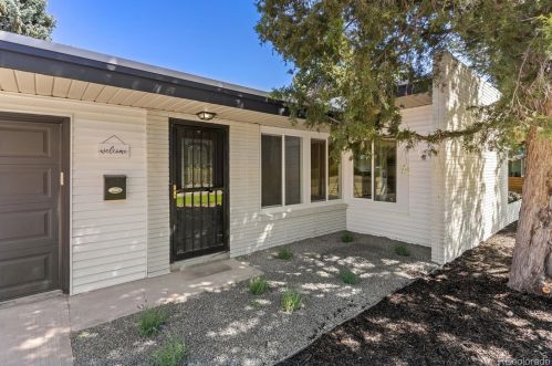 2640 Holly St, Denver CO  80207-3230 exterior