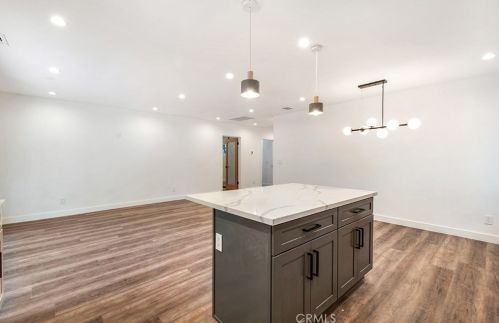 5510 Burnet Ave, Van Nuys CA  91411-3508 exterior