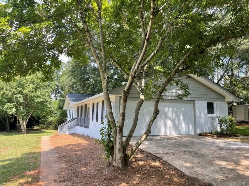 1440 Flat Shoals Rd, Conyers GA  30013-1802 exterior