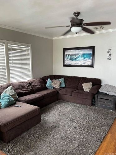 1540 216th St, Torrance, CA 90501-3033