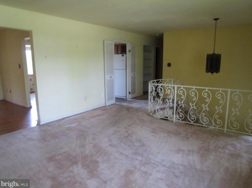 13305 Dove St, Silver Spring, MD 20904-3231