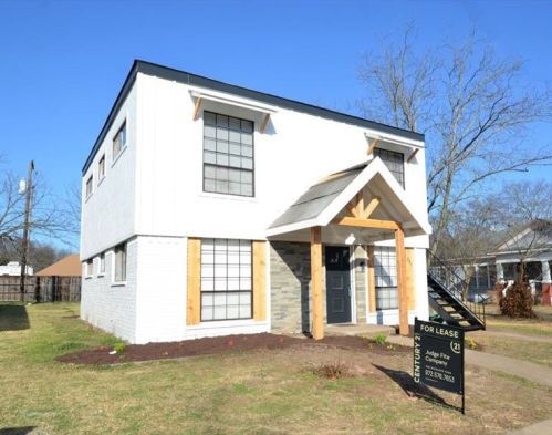 205 5th St, Midlothian TX  76065-3203 exterior