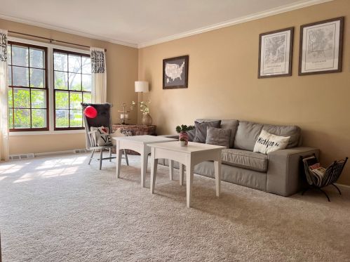 659 Cavalcade Cir, Naperville, IL 60540-7603