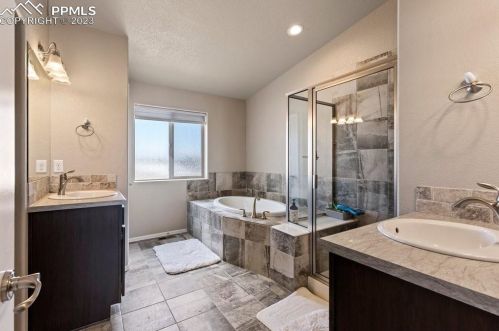 658 Mcclave Dr, Pueblo CO  81007-2126 exterior