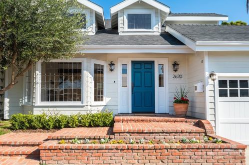 2620 Palm Ave, Manhattan Beach, CA 90266-2300