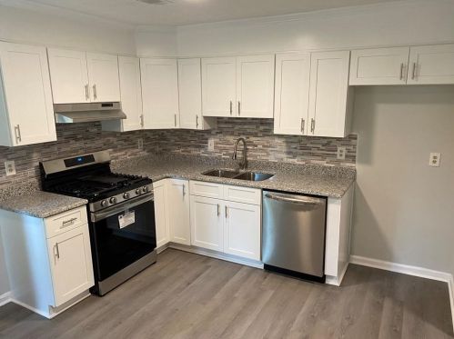 3935 Woodland Cir, Conyers GA  30013-3056 exterior