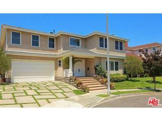9737 Cresta Dr, Los Angeles, CA 90035-4005