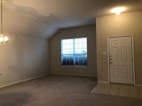 4608 Palm Ridge Dr, Fort Worth TX  76133-6567 exterior