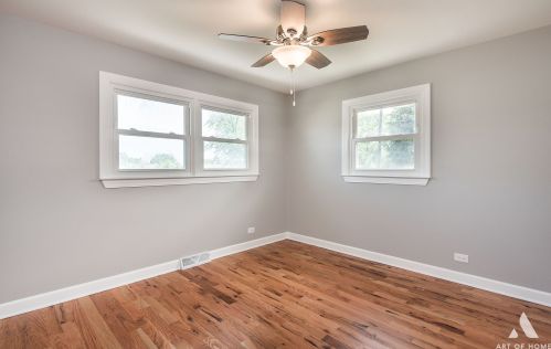 5801 Holmes Ave, Willowbrook IL  60514-1723 exterior