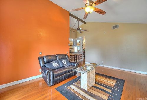 2742 Gleason Ct, Riverside CA  92506-4325 exterior